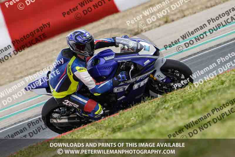cadwell no limits trackday;cadwell park;cadwell park photographs;cadwell trackday photographs;enduro digital images;event digital images;eventdigitalimages;navarra;no limits trackdays;peter wileman photography;racing digital images;trackday digital images;trackday photos